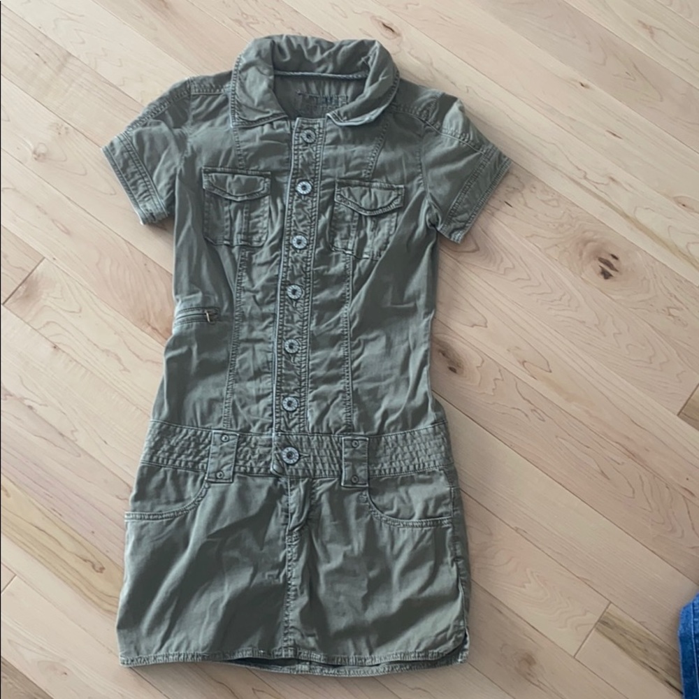 Kaki dress